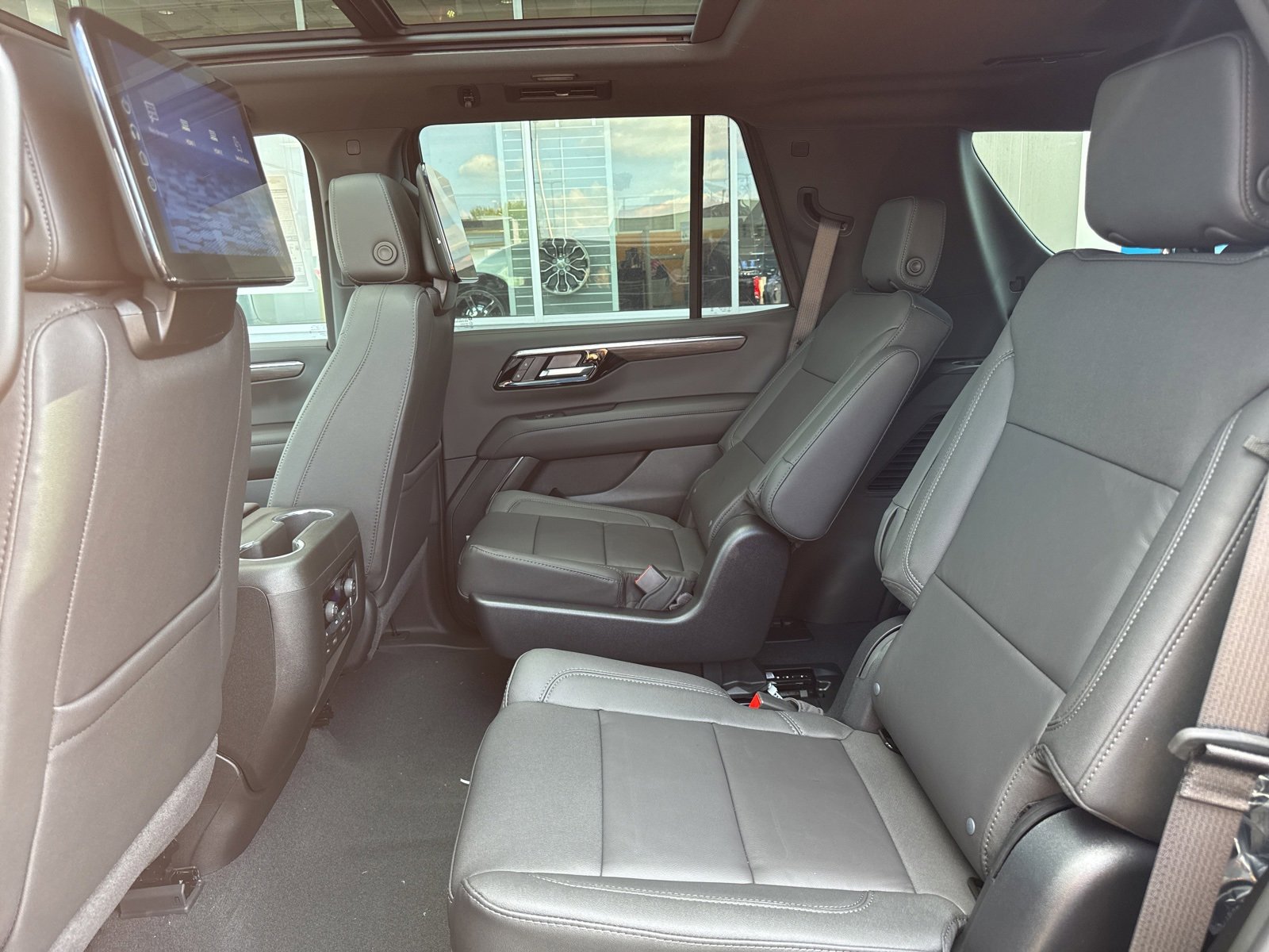 2026 Chevrolet Tahoe Z71 photo 14