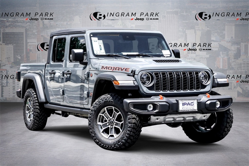 2025 Jeep Gladiator Mojave's photo