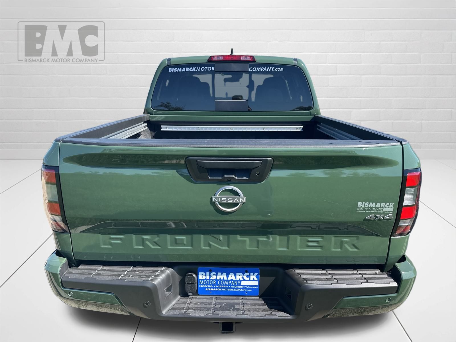 2025 Nissan Frontier SV photo 7
