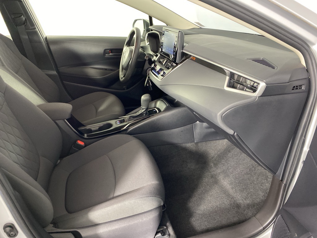 2022 Toyota Corolla LE photo 31