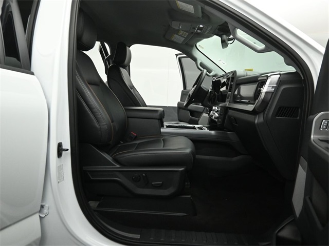 2025 FORD F-250 - Image 29