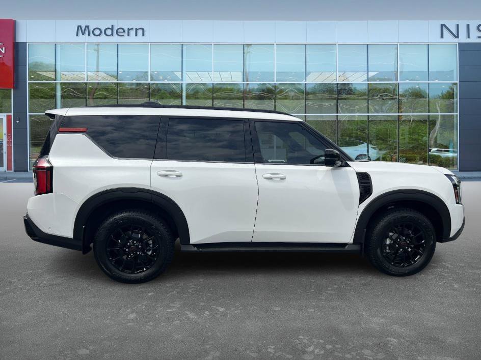 2025 Nissan Armada photo 4