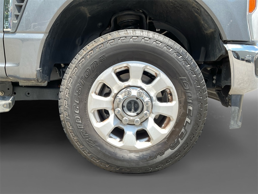 2024 Ford F-250 XLT photo 8