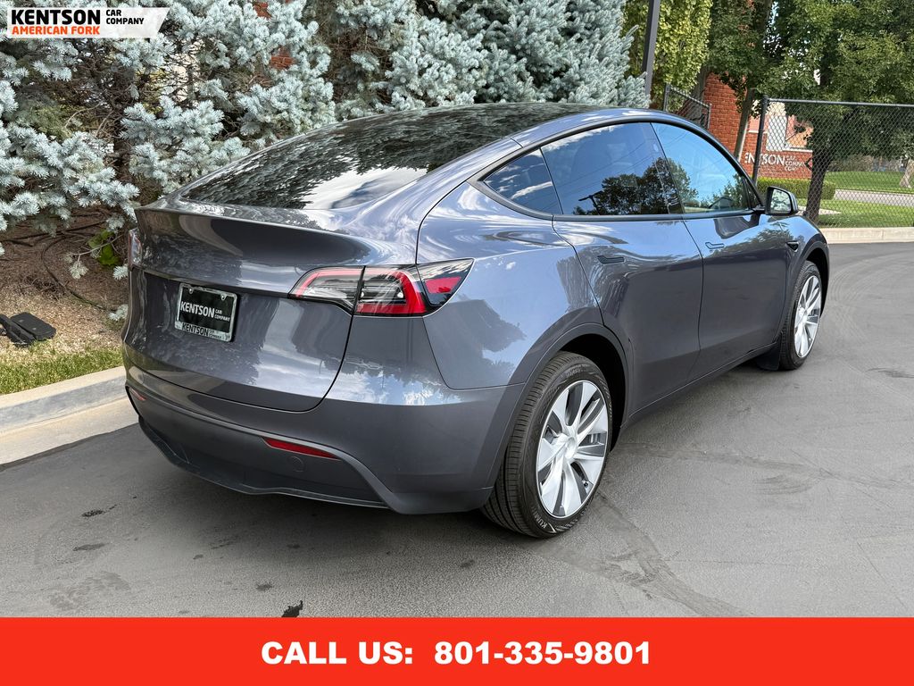 2023 Tesla Model Y Long Range photo 8