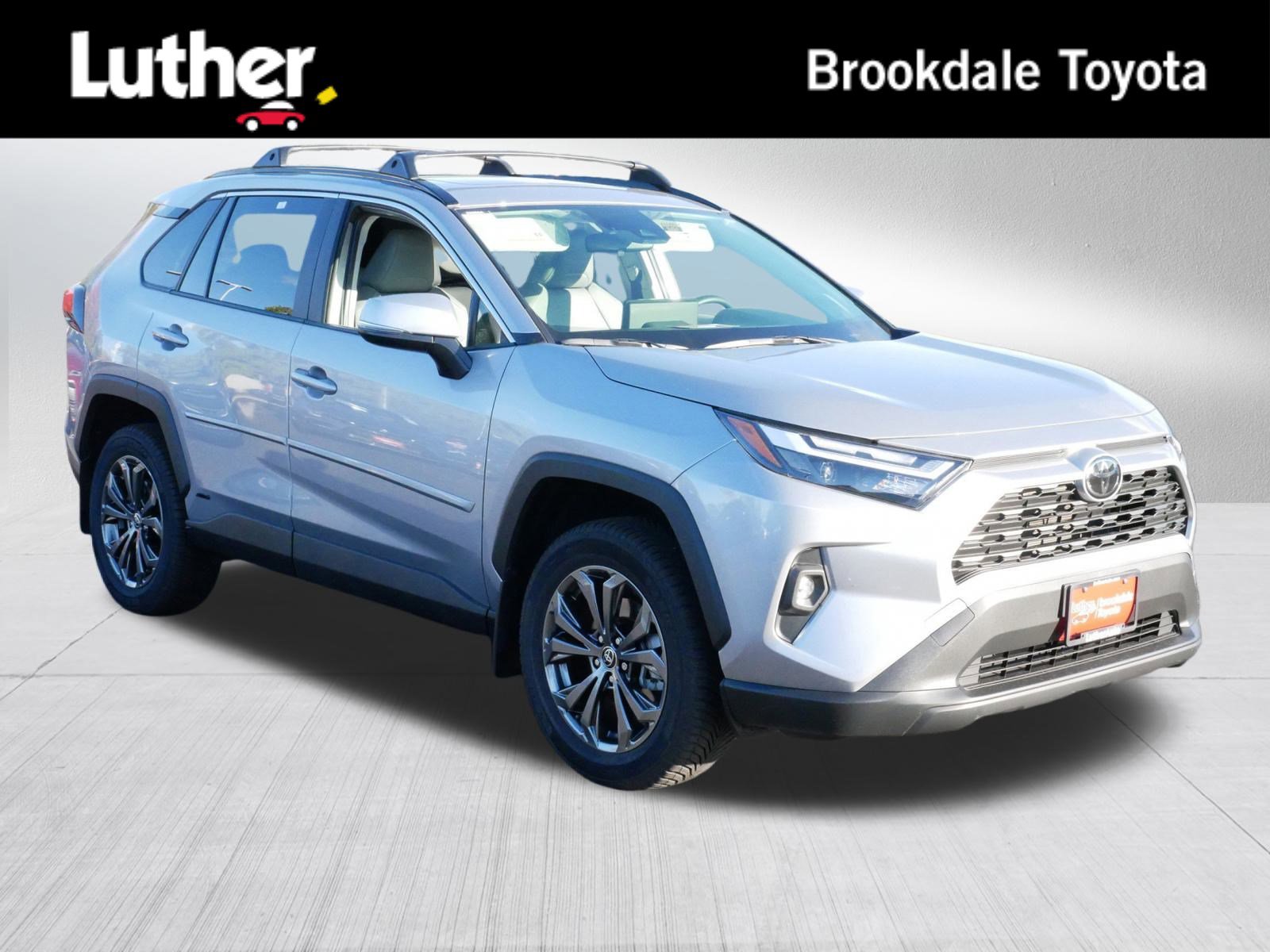 2025 Toyota RAV4 XLE Premium's photo