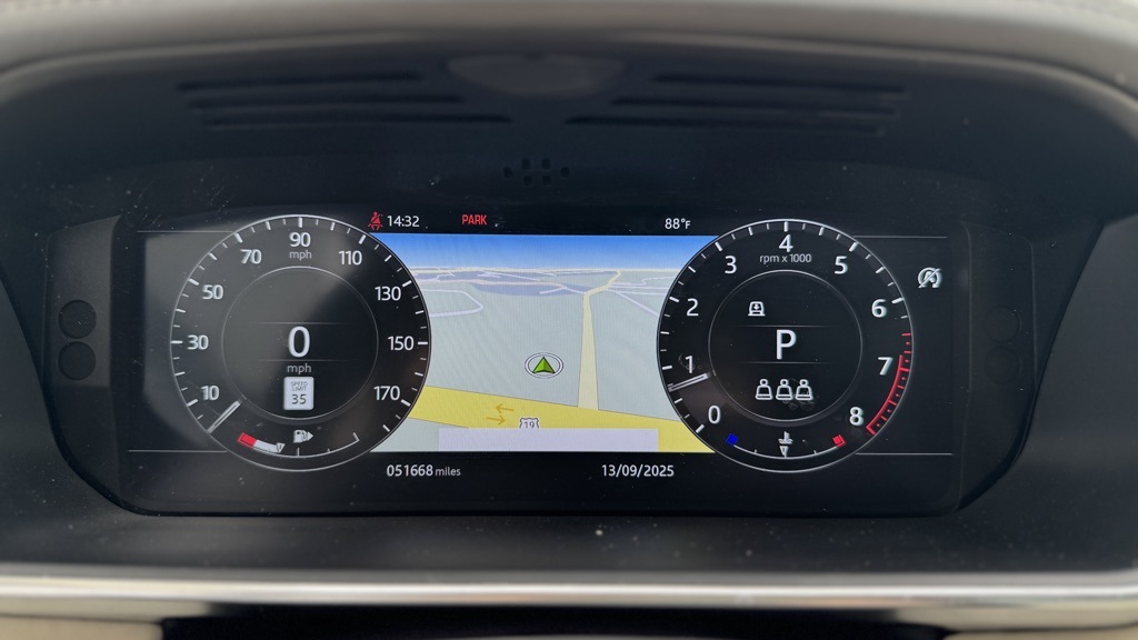 2019 Land Rover Range Rover SuperCharged photo 12