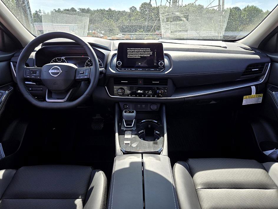 2026 Nissan Rogue SV photo 11