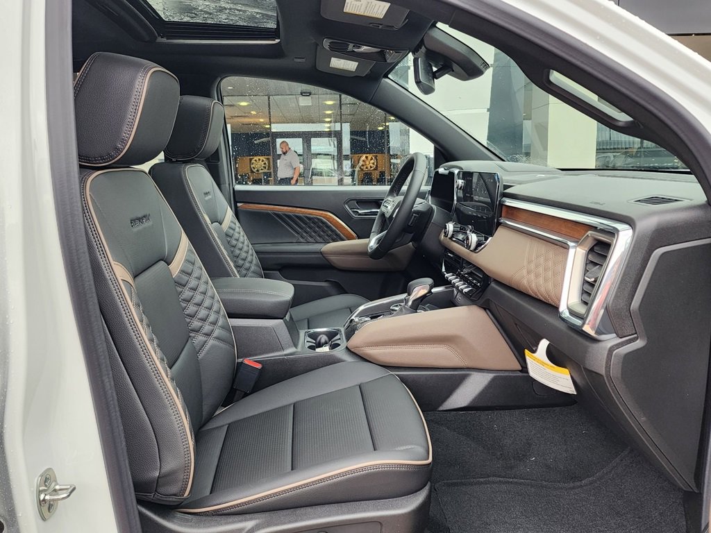 2026 Gmc Canyon Denali photo 40