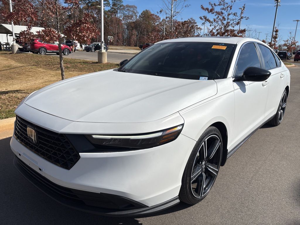 2025 Honda Accord Hybrid Sport's photo