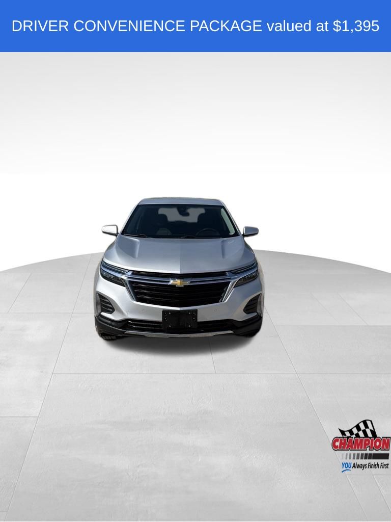 2022 Chevrolet Equinox LT photo 2