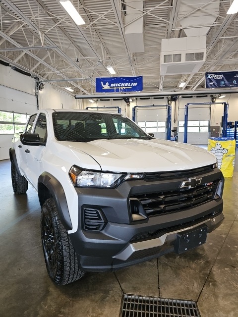 2024 Chevrolet Colorado Trail Boss photo 4