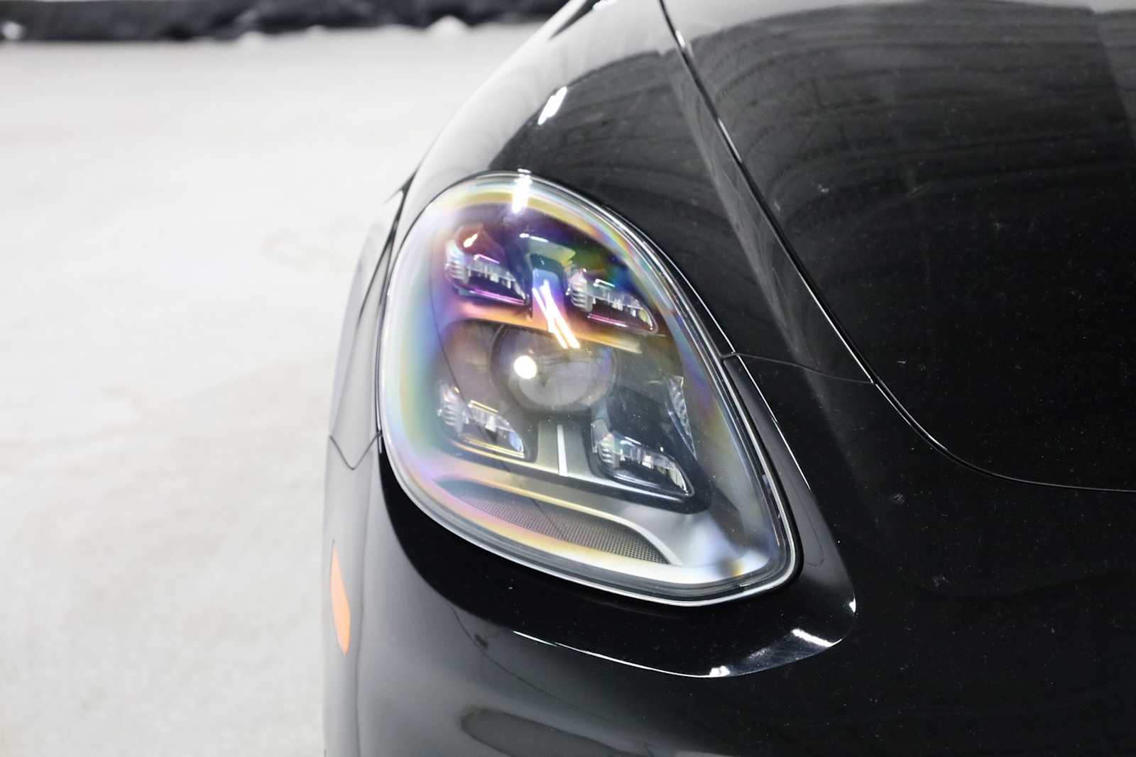2023 Porsche Panamera 4 photo 13