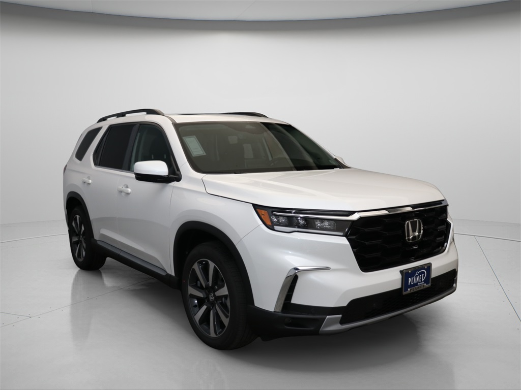 2025 Honda Pilot Touring's photo