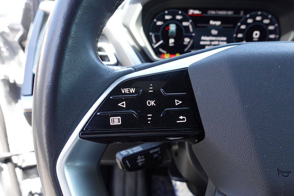 2024 Audi Q4 E-tron Premium photo 16