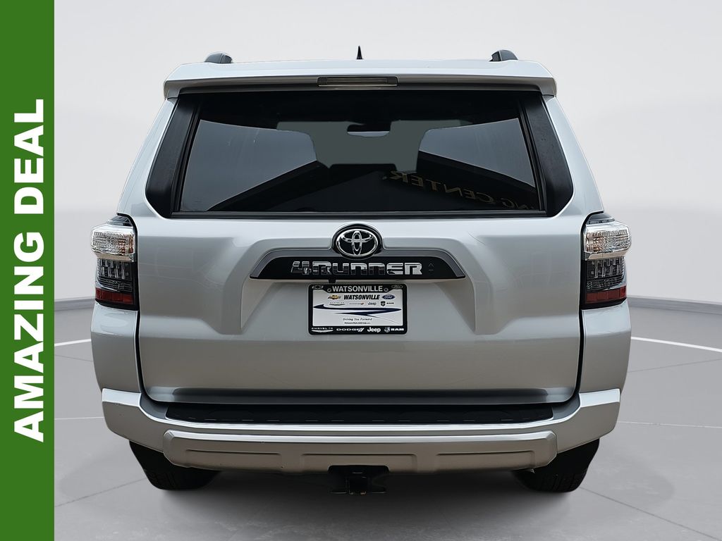 2024 Toyota 4Runner TRD Off-Road photo 3