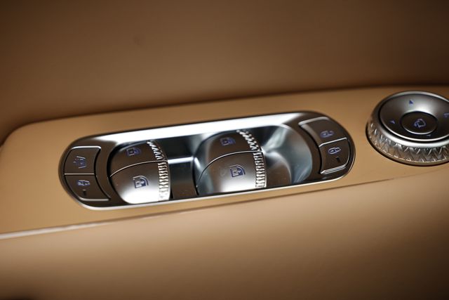 2025 Genesis G90 3.5T AWD photo 14