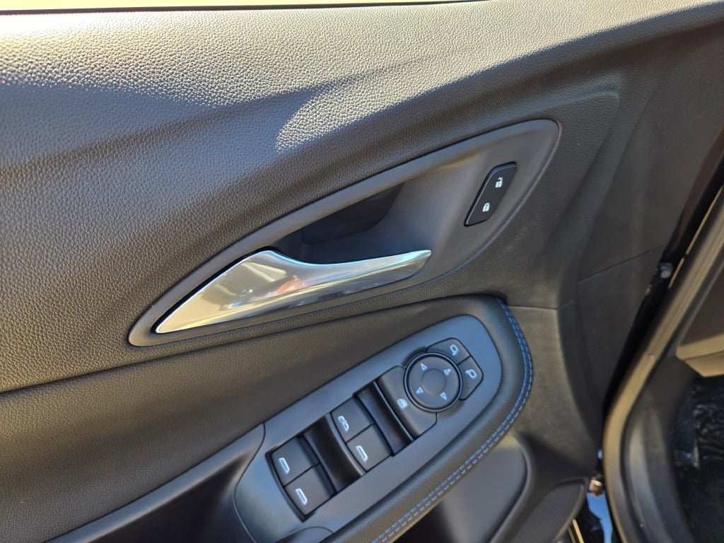 2026 Buick Encore GX Sport Touring photo 18