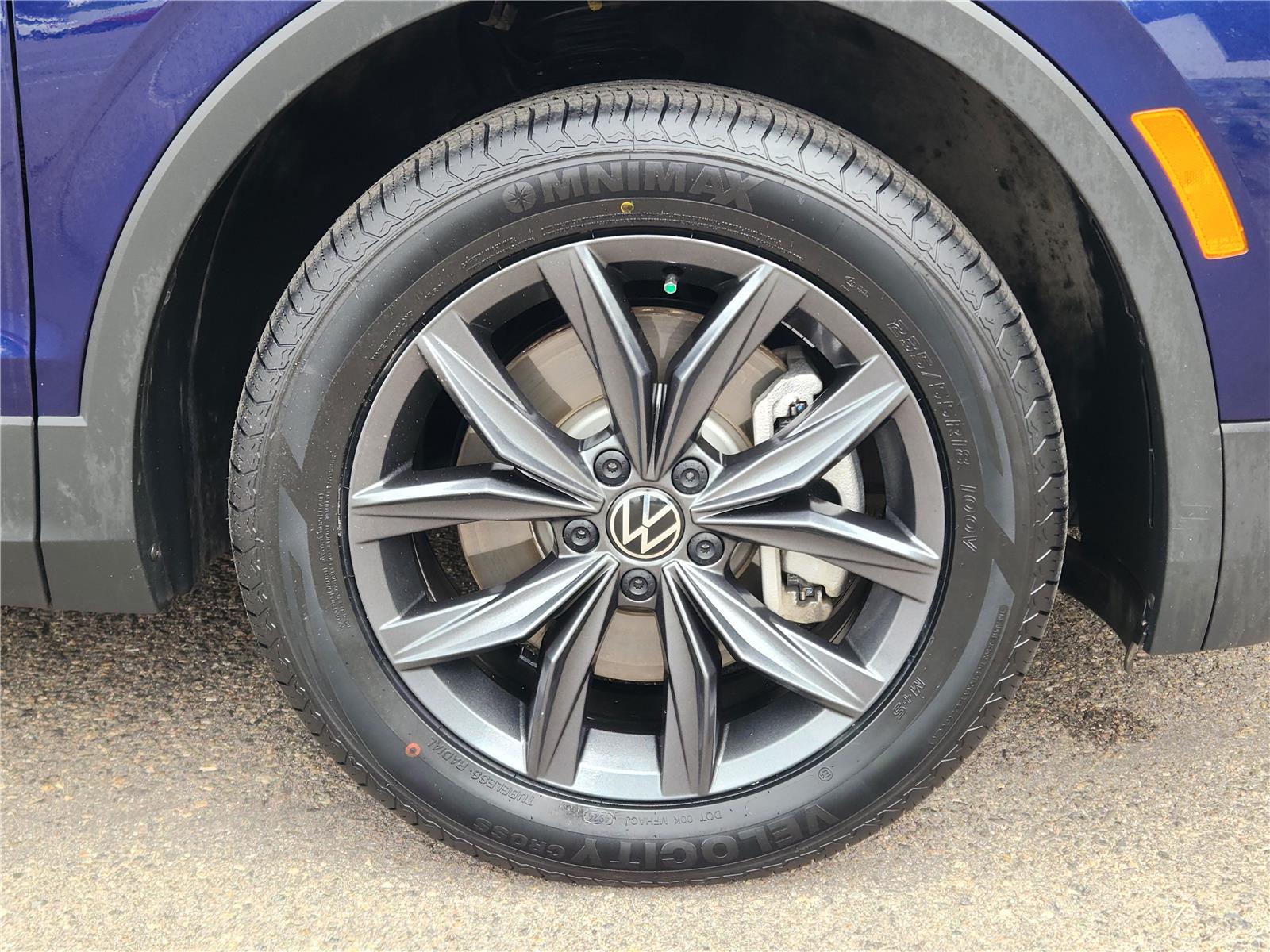 2022 Volkswagen Tiguan SE photo 16