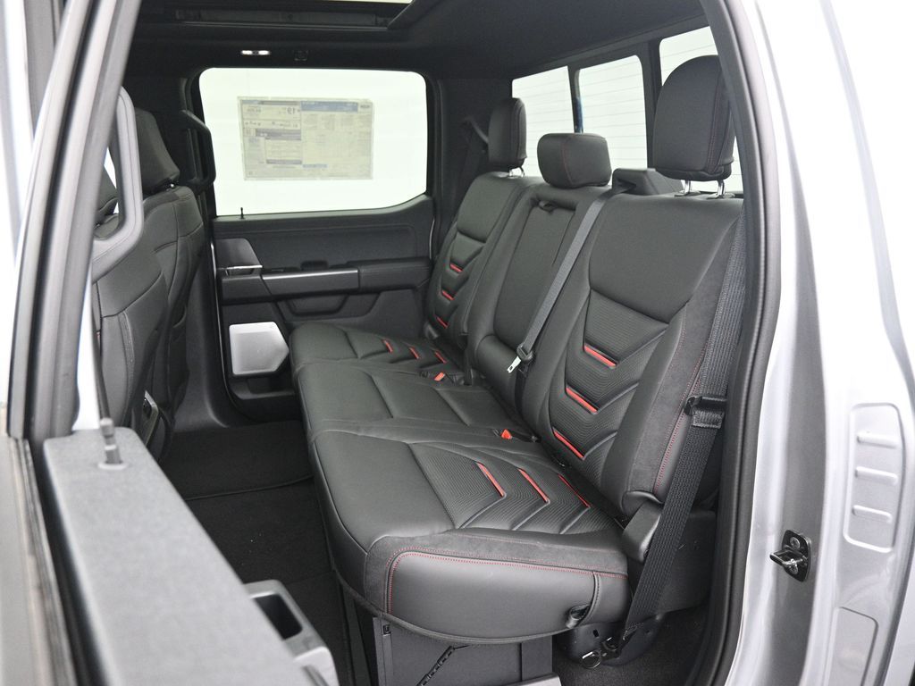 2025 Ford F-150 Lariat photo 23