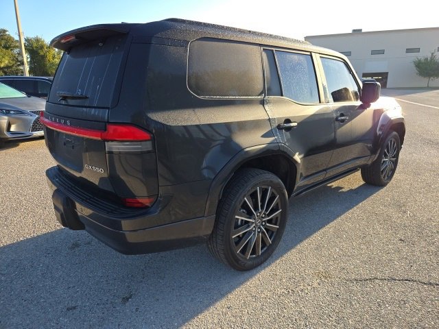 2024 Lexus GX 550 Luxury photo 4