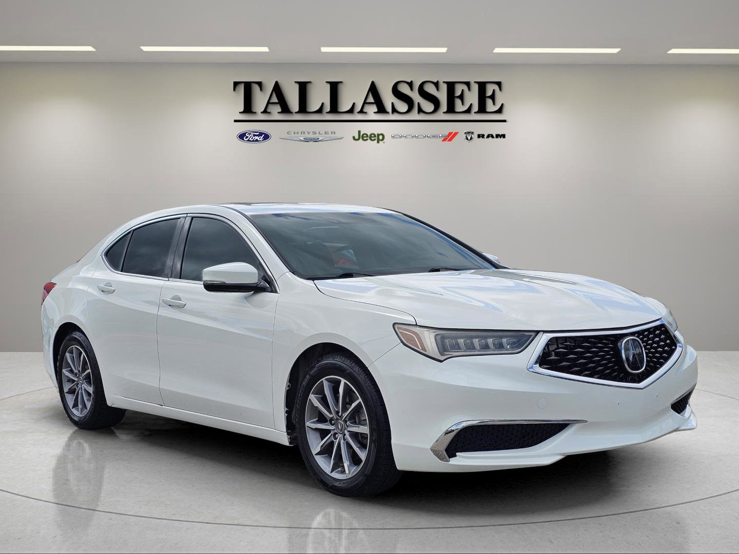 2018 Acura TLX Technology photo 5