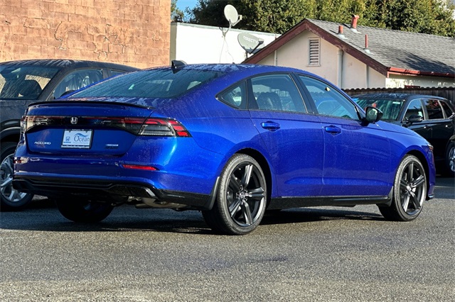 2025 Honda Accord Sport-L photo 6