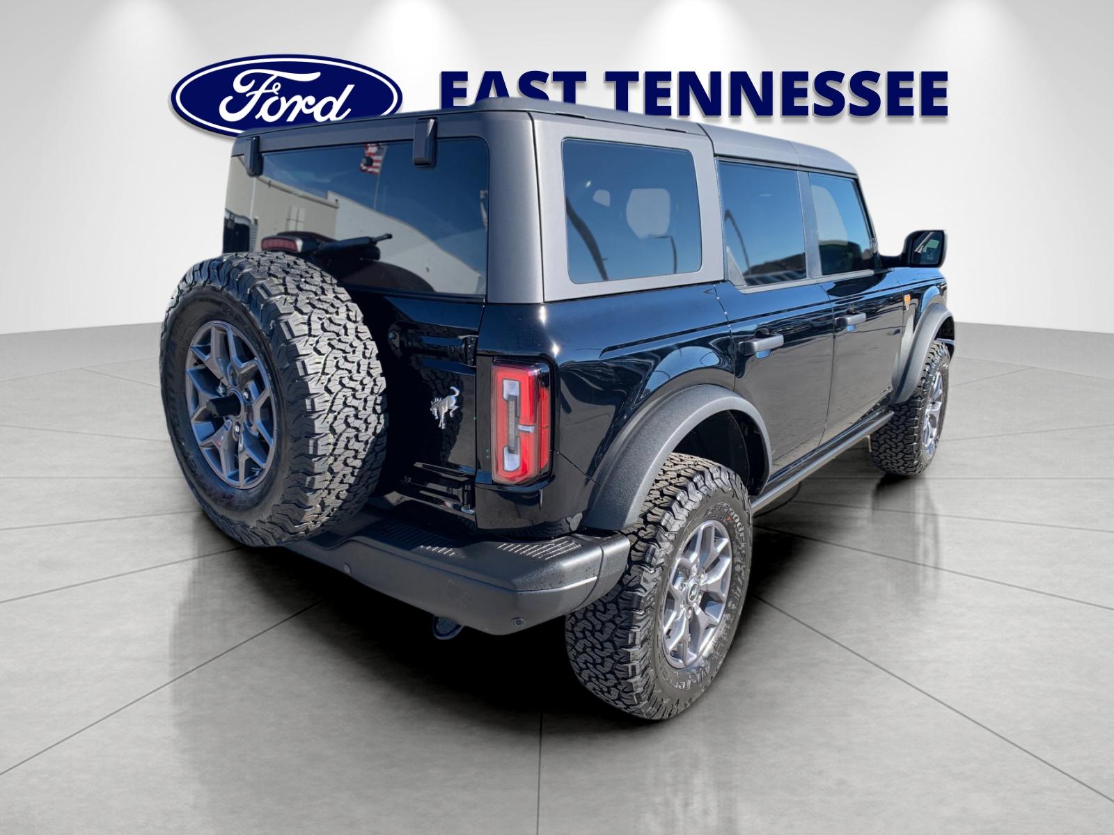 2025 Ford Bronco Badlands photo 3