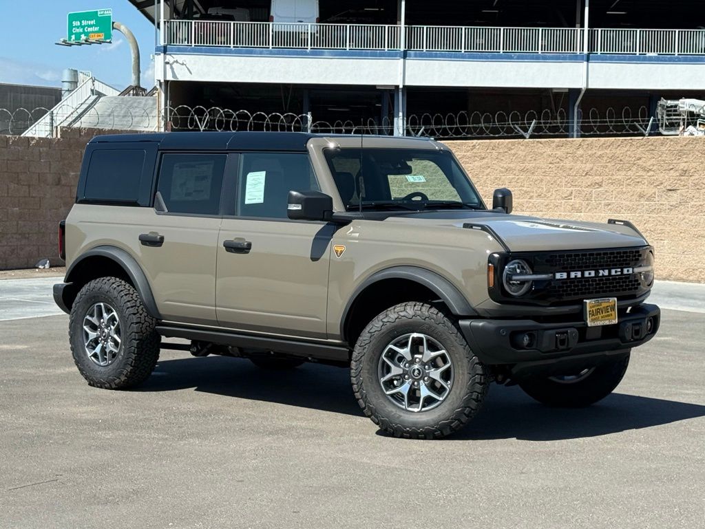 2025 Ford Bronco 4-Door Badlands's photo