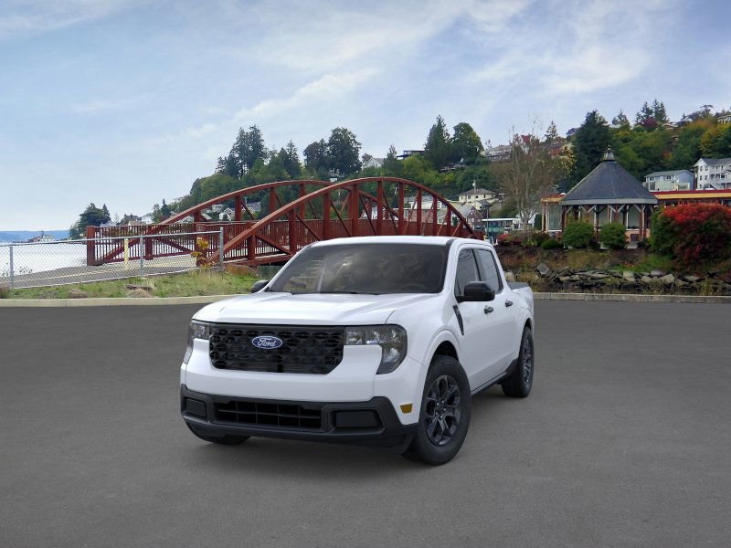 2025 Ford Maverick XLT photo 2