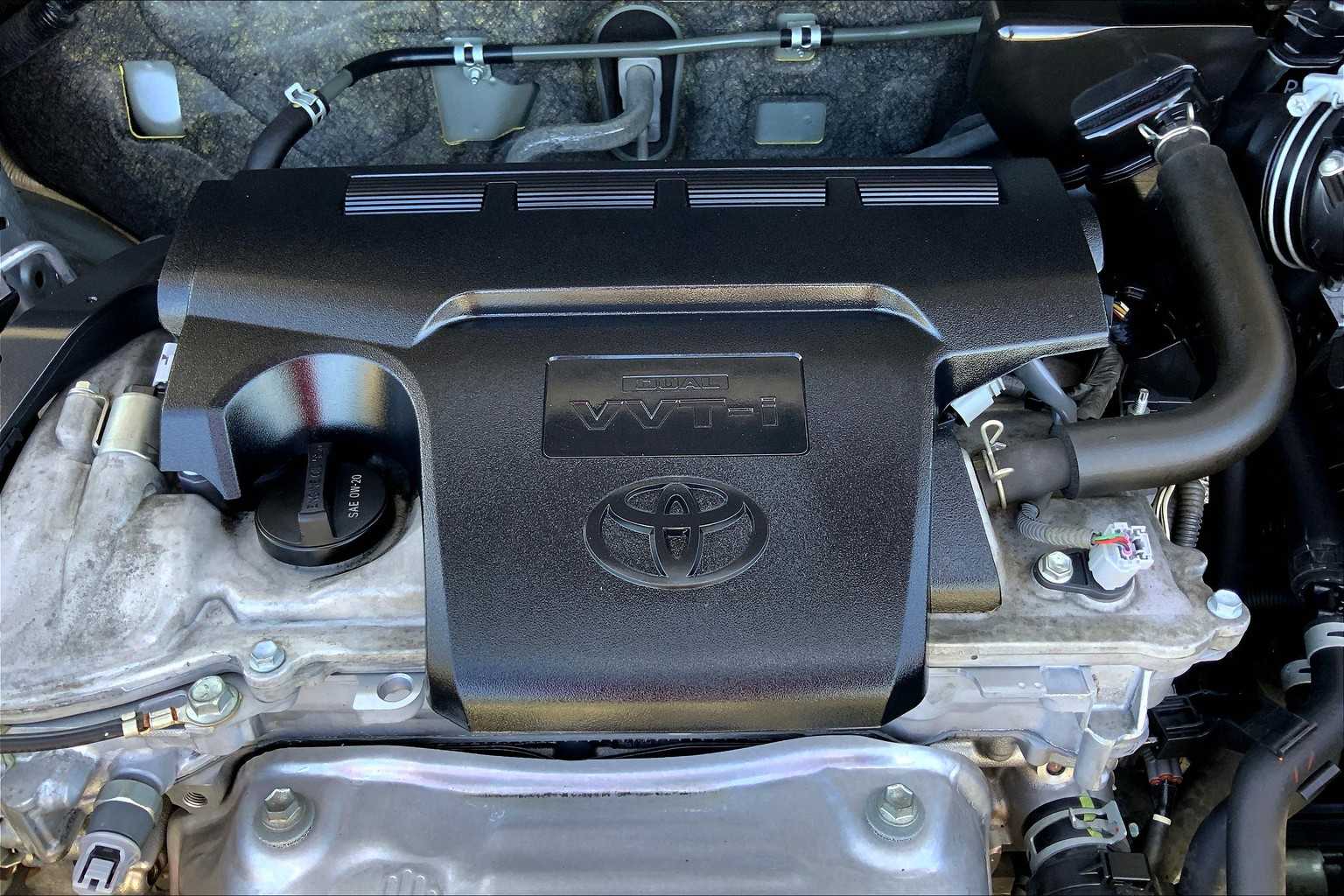 2018 Toyota RAV4 LE photo 31