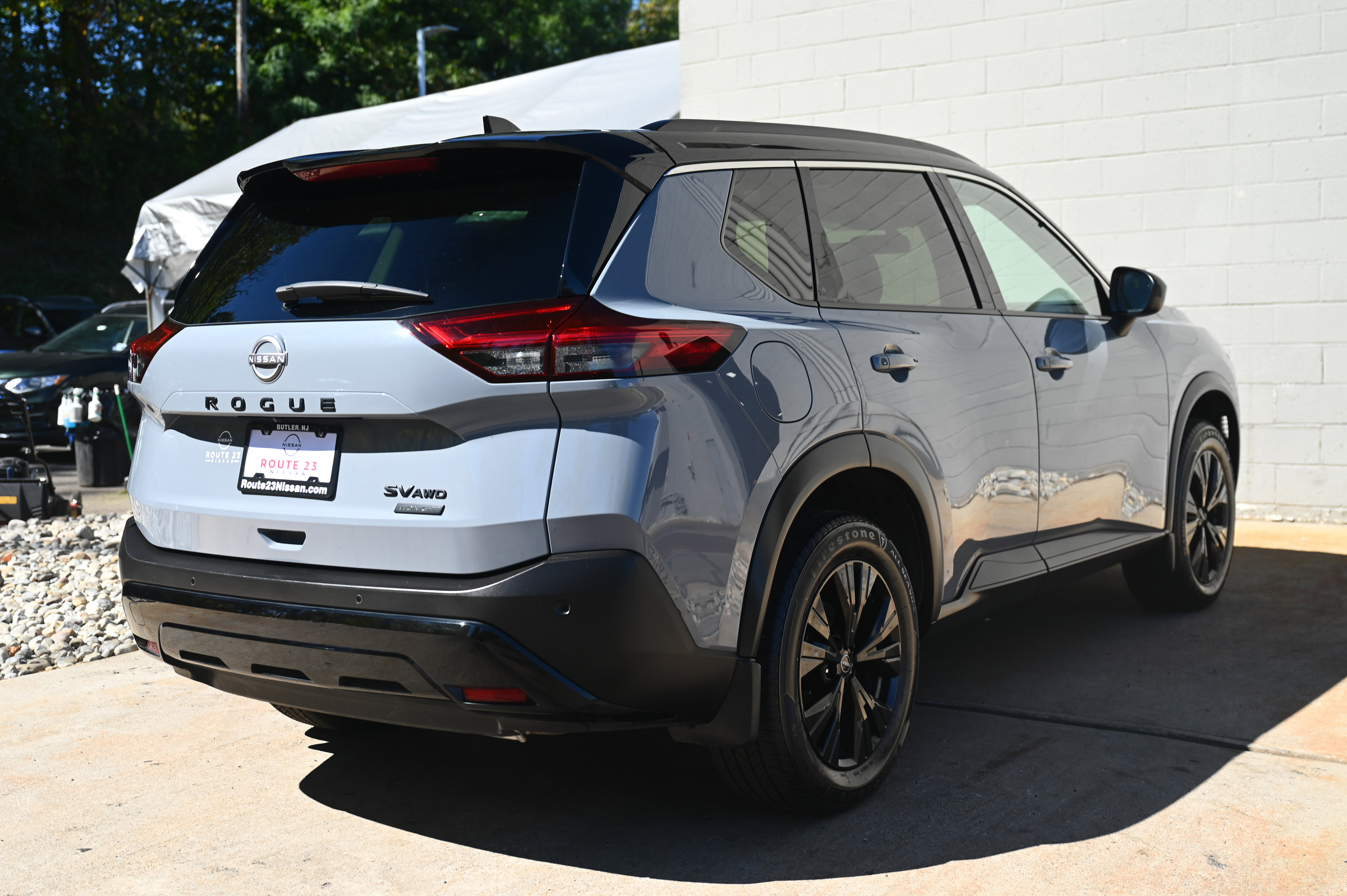2023 Nissan Rogue SV photo 4