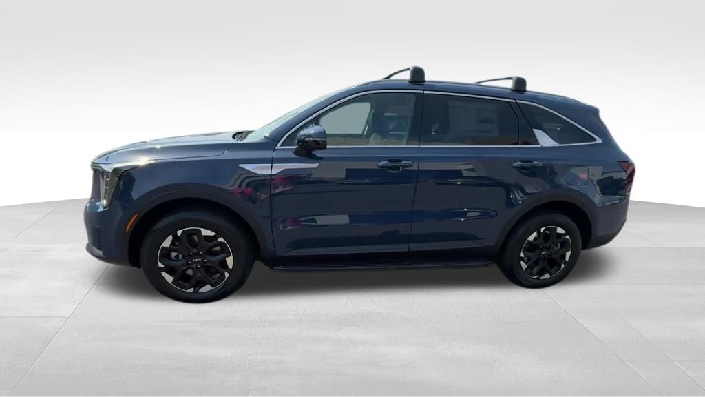 2025 Kia Sorento S photo 2