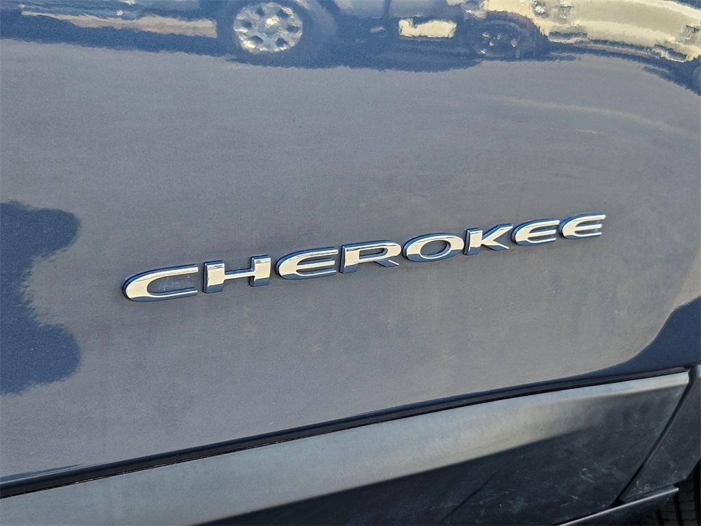 2019 Jeep Cherokee Latitude photo 25