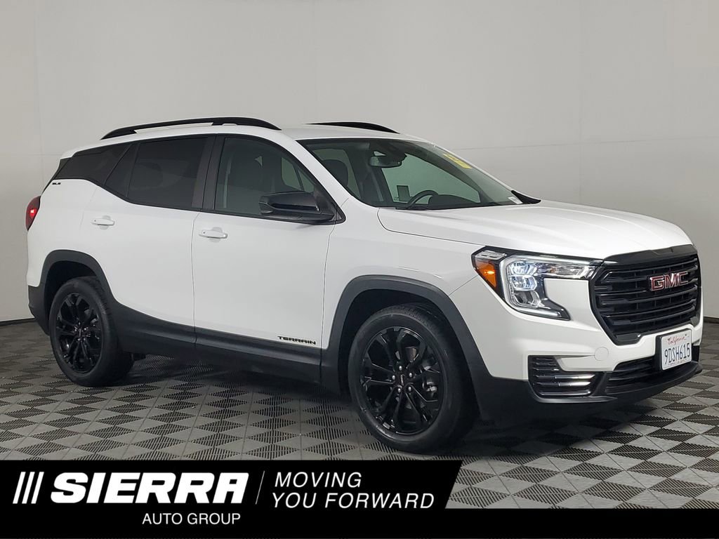 2022 GMC Terrain SLE's photo