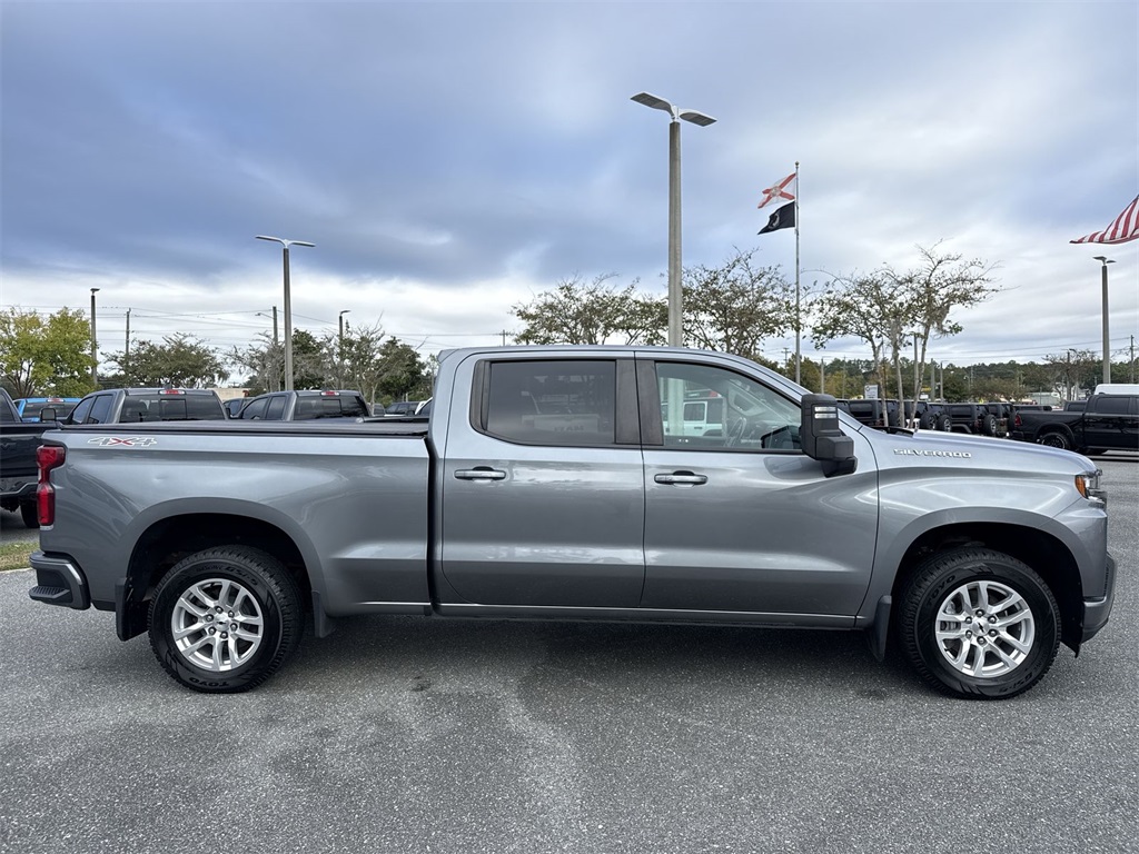 2022 Chevrolet Silverado 1500 RST photo 2