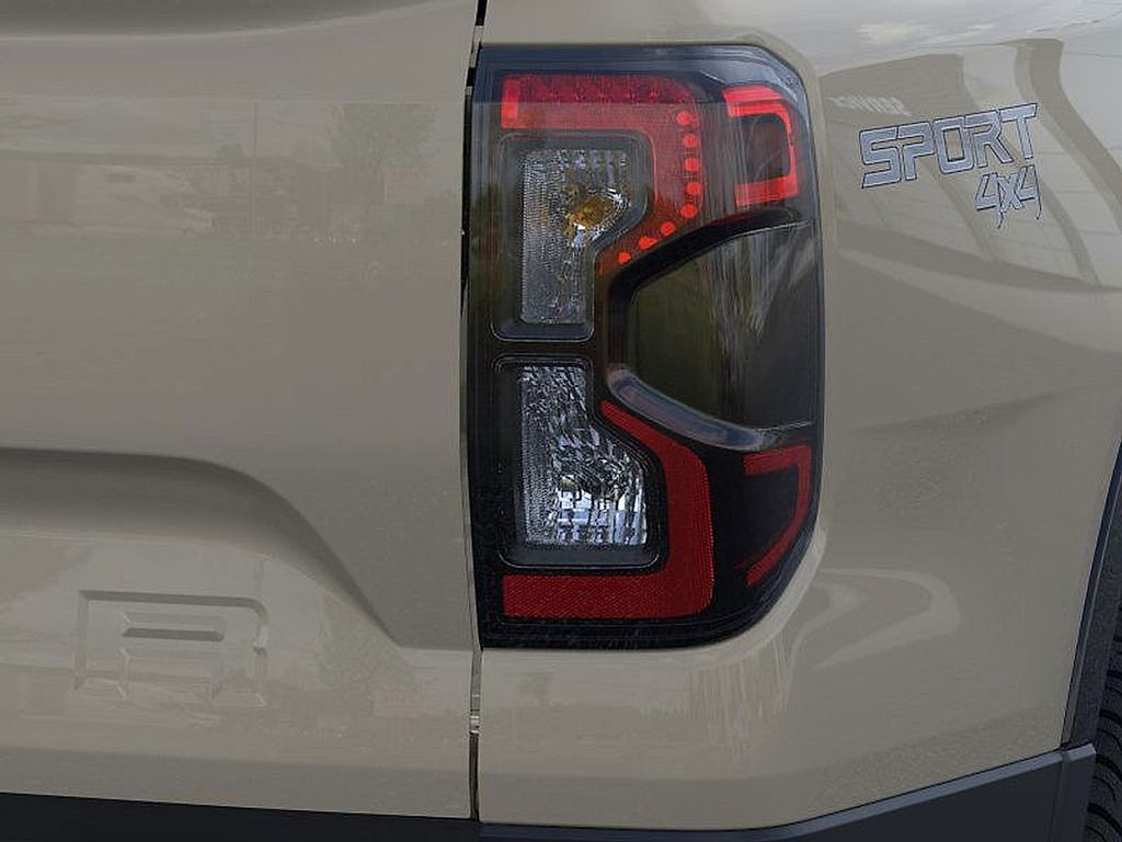 2025 Ford Ranger XLT photo 18