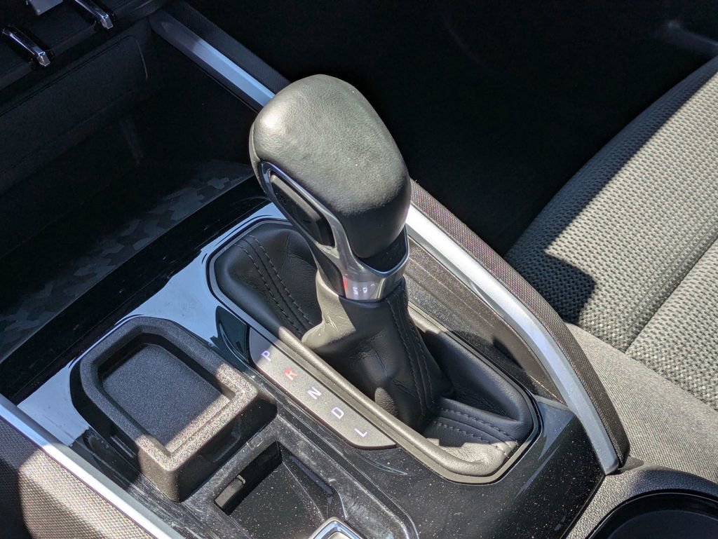 2023 Chevrolet Colorado LT photo 19
