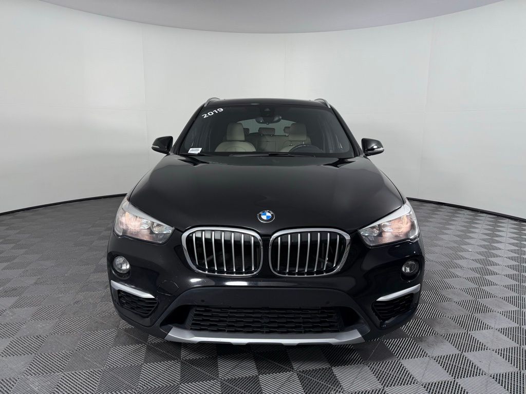 Used 2019 BMW X1 28i with VIN WBXHT3C56K5L35968 for sale in Bloomfield Hills, MI