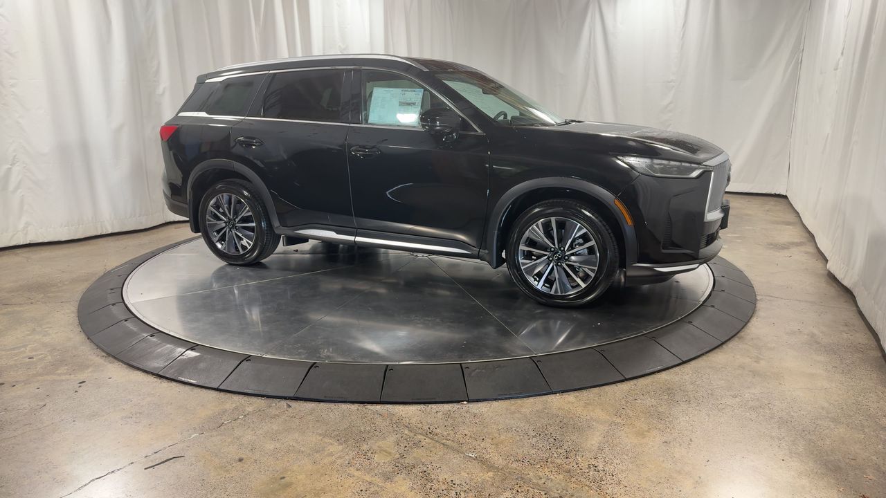 2026 Infiniti QX60 Luxe photo 3