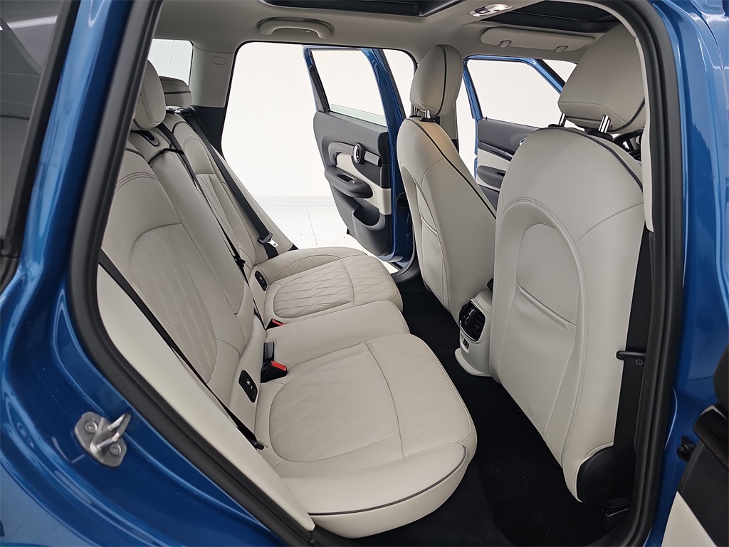 2022 Mini Cooper S Iconic photo 12