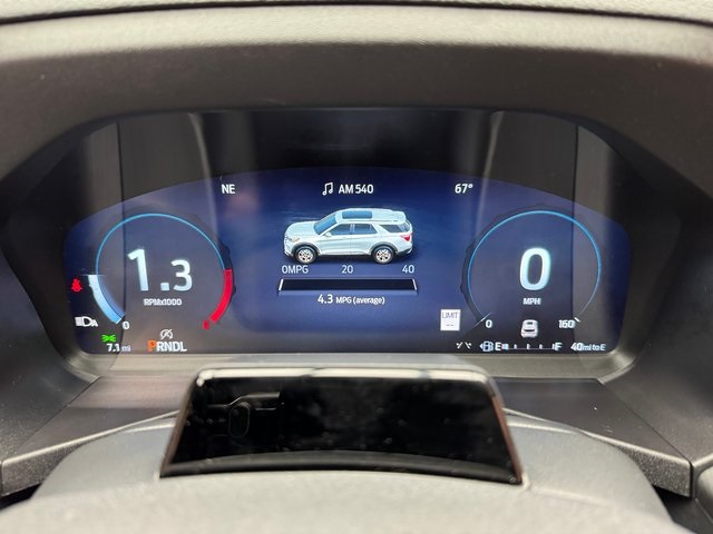 2025 Ford Explorer ST-Line photo 15