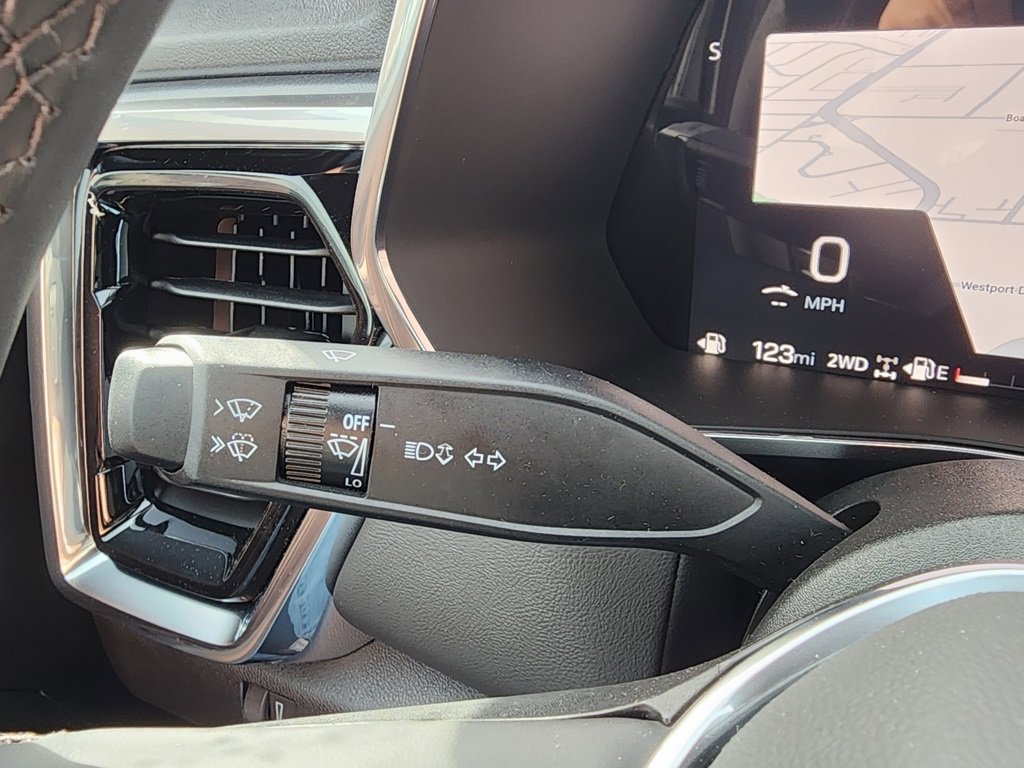 2025 Gmc Canyon Elevation photo 19
