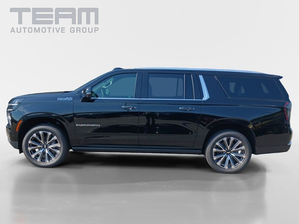 2025 Chevrolet Suburban High Country photo 4