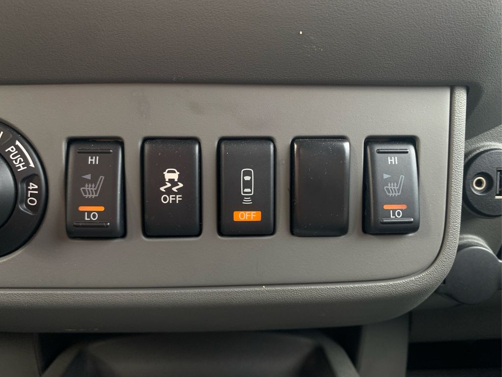 2020 Nissan Frontier SV photo 25