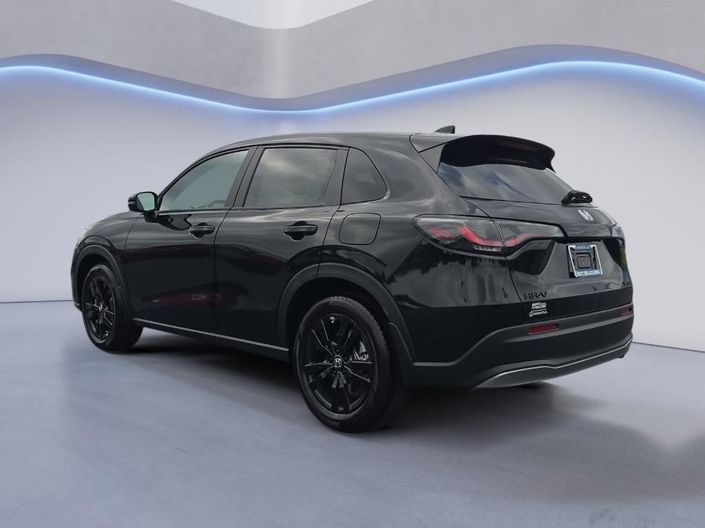 2026 Honda HR-V Sport photo 4