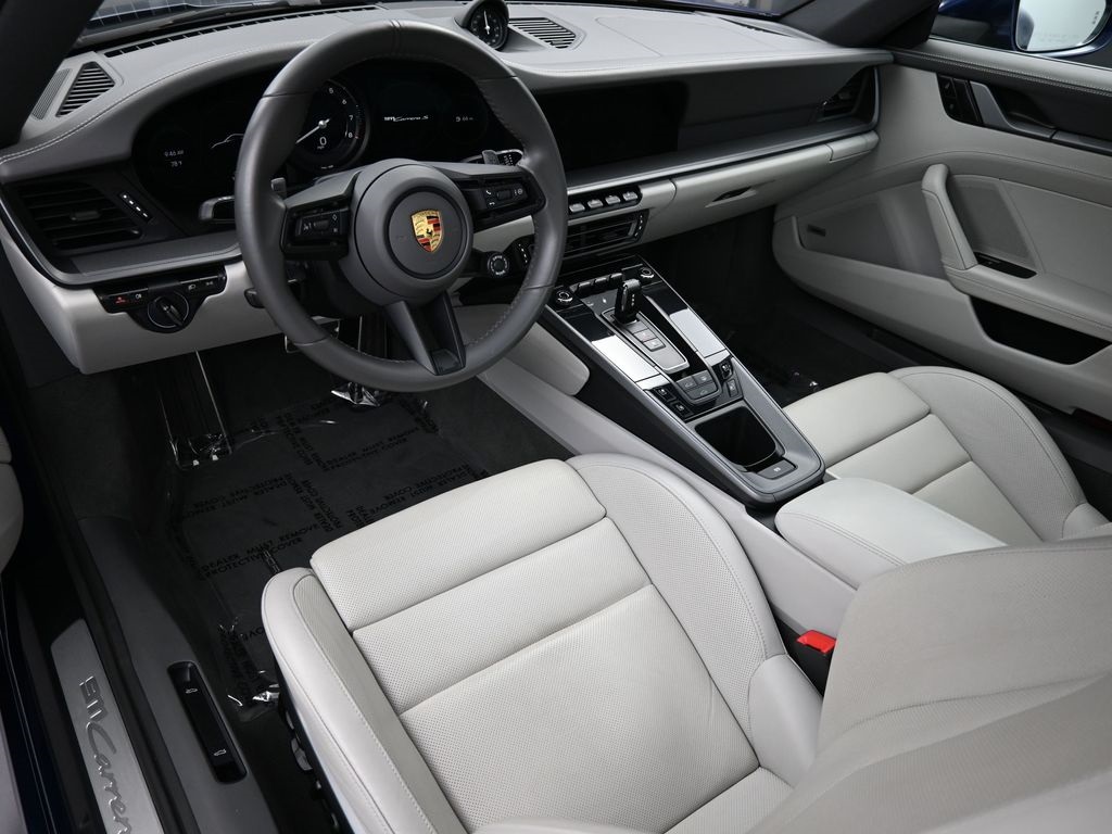 2021 Porsche 911 S photo 3