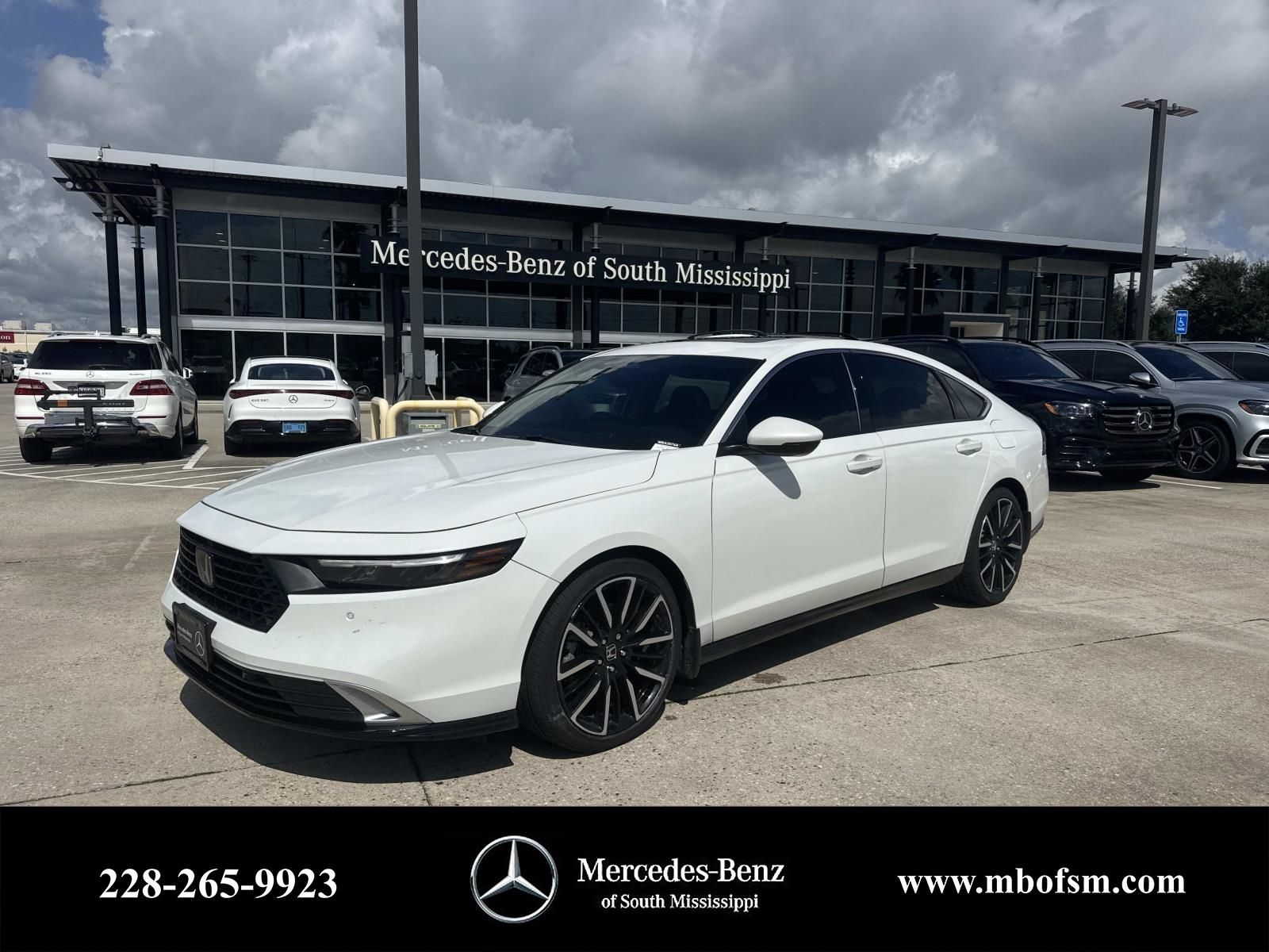 2023 Honda Accord Hybrid Touring