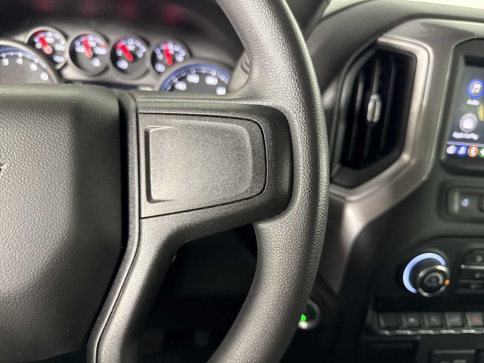 2022 Chevrolet Silverado 1500 Custom photo 16