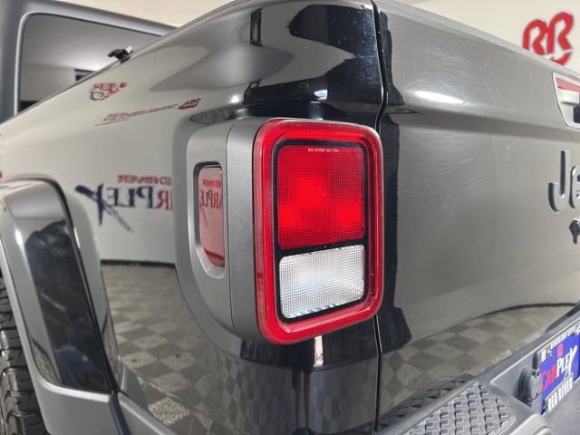 2022 Jeep Gladiator Willys photo 19