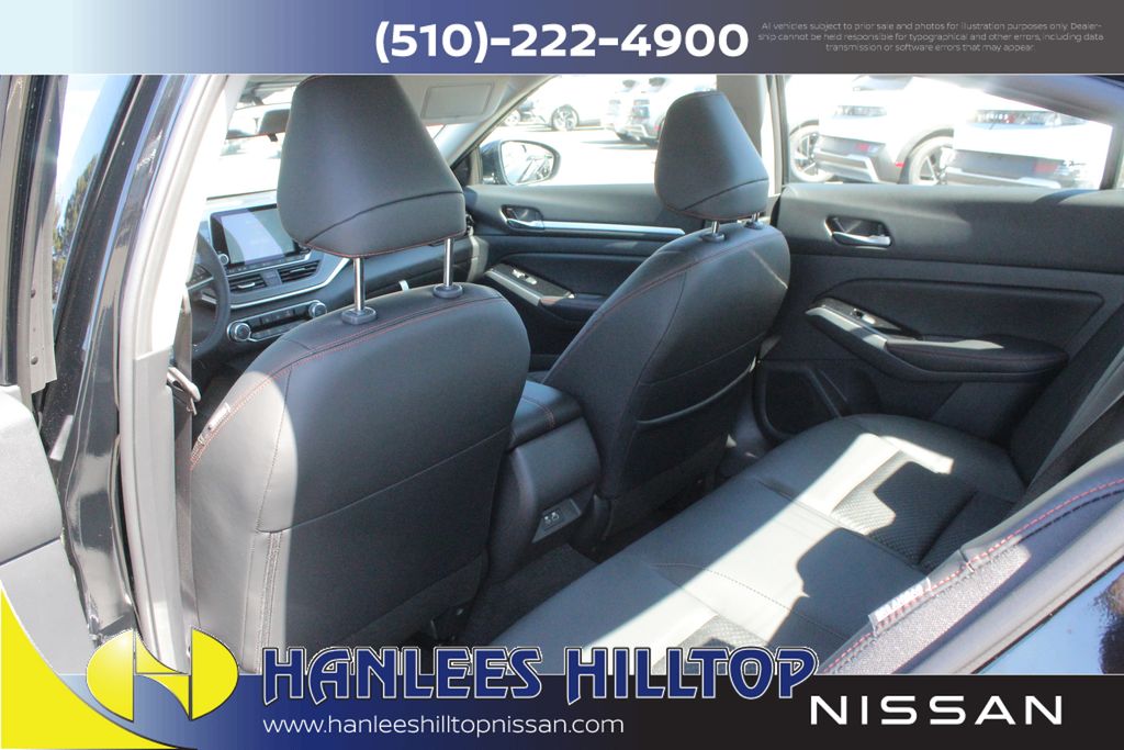 2025 Nissan Altima 2.5 SR photo 12